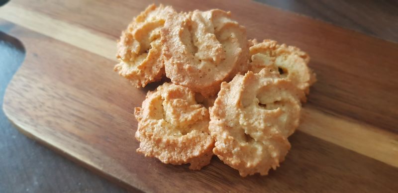 Rezept: Eigelb-Mandeln-Kekse / Cookies dari kuning telur dan almond ...
